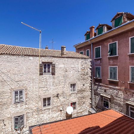 Apartments Palace Rialto Šibenik Стая снимка